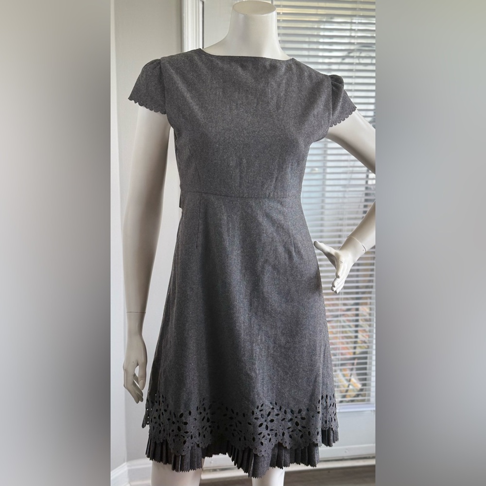 Mimi Maternity Gray Wool Blend Eyelet Pleated Hem Dress Size S - Picture 2 of 9